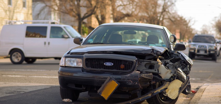 ¿Quién asume qué en un accidente de tráfico?